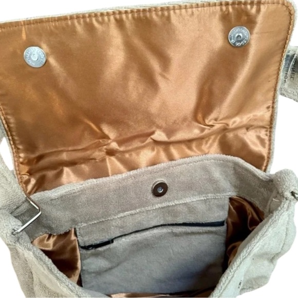 Chanel CC Taupe Precision Terry Cloth Crossbody Bag NWOT - Picture 3 of 3